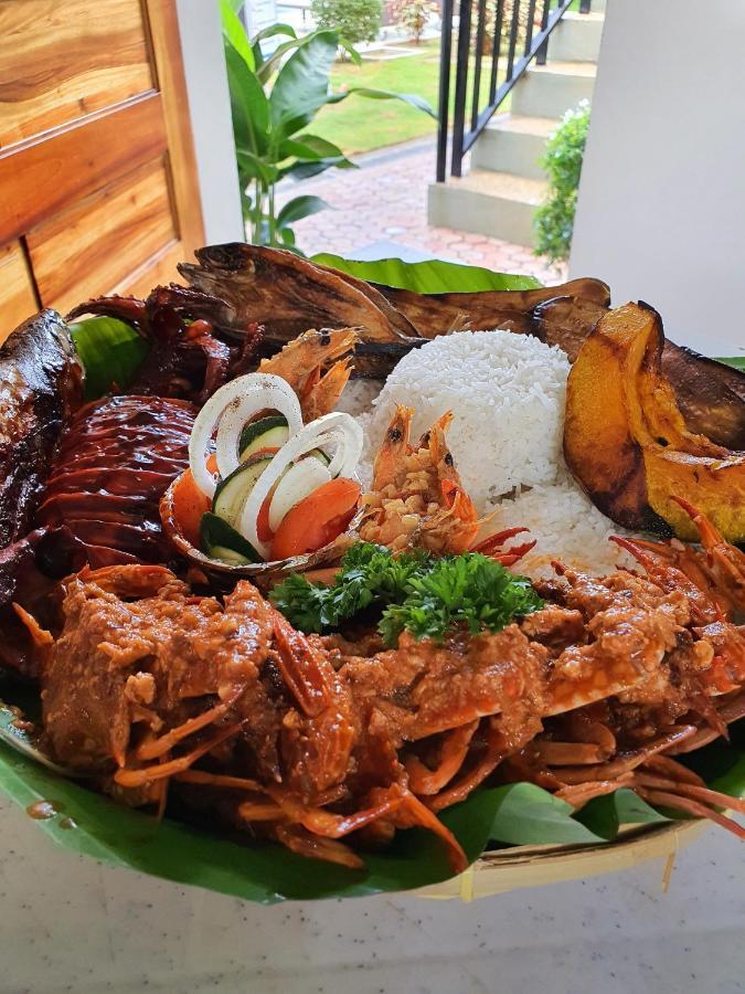 A Villas Resort & Restaurant Zamboanguita  Экстерьер фото