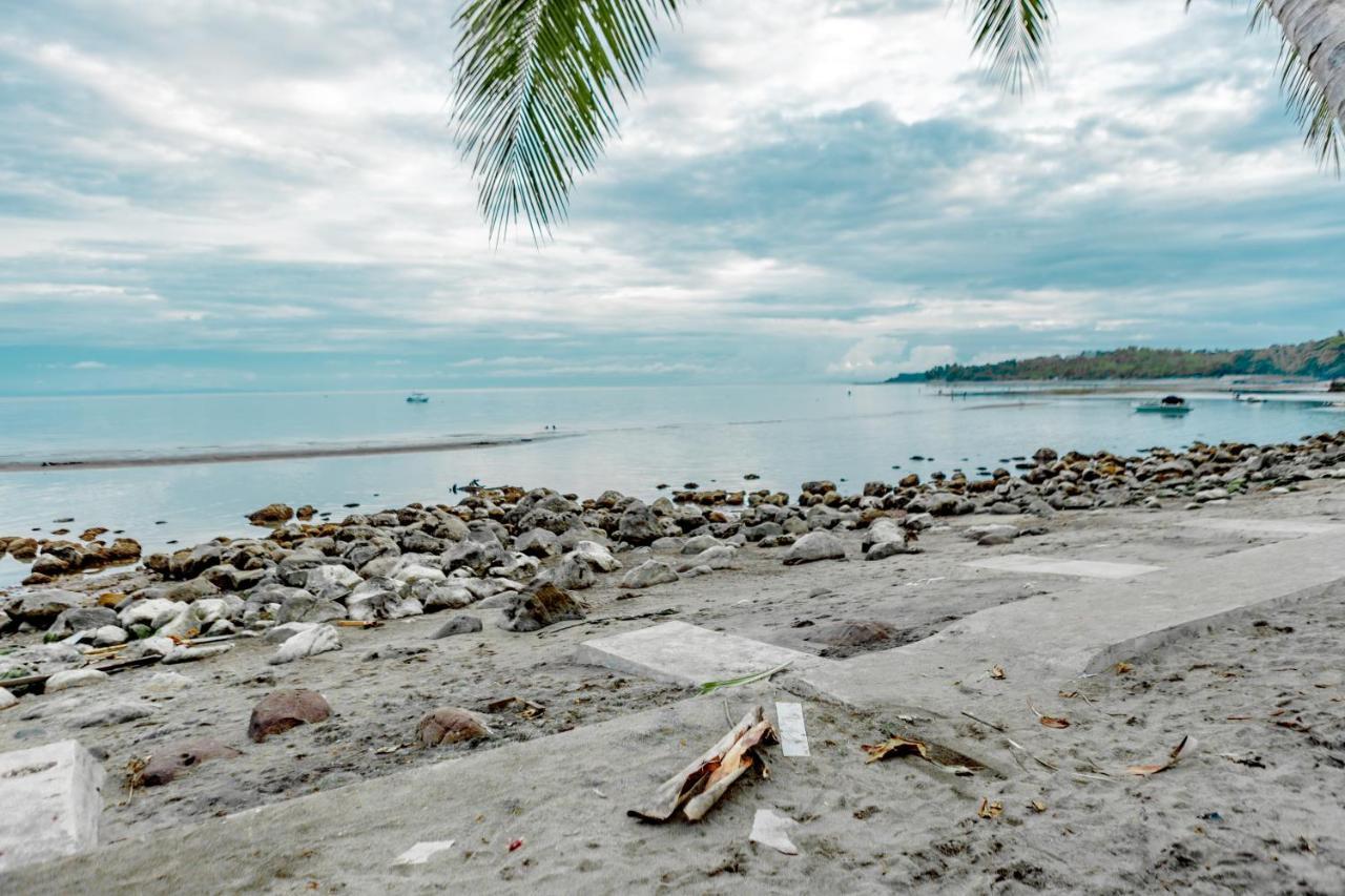 A Villas Resort & Restaurant Zamboanguita  Экстерьер фото